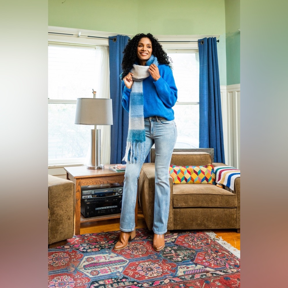 Judy Blue Mid Rise Thermal Bootcut Jeans